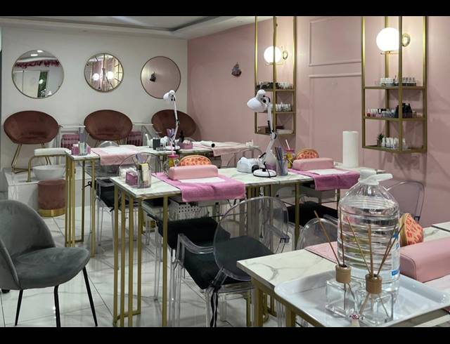 75M² BUSINESS FOR SALE IN MARAIS STEYN PARK